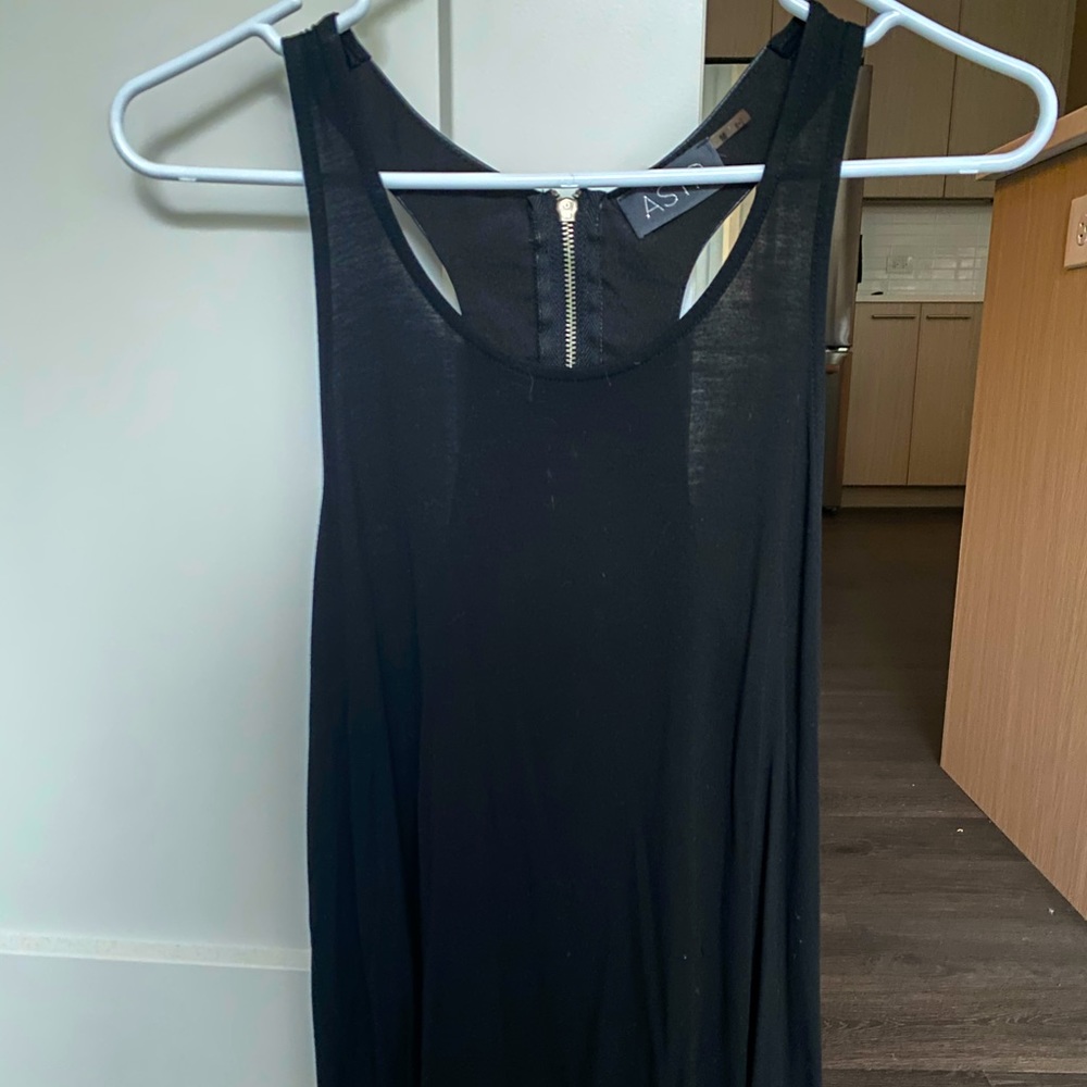 BLACK ASTR OPEN BACK FAUX LEATHER TOP